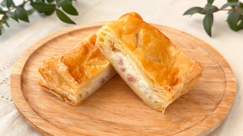 ミスタードーナツ_「ホワイトソースのクロックムッシュ風パイ」の断面