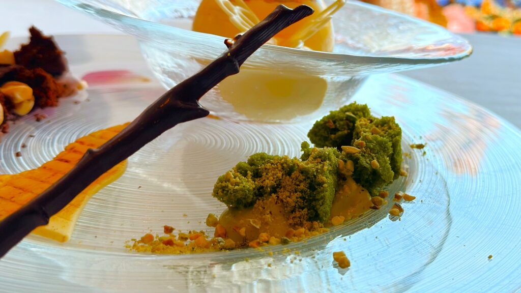 ザ・プリンスギャラリー 東京紀尾井町_エルファバをイメージしたケーキ