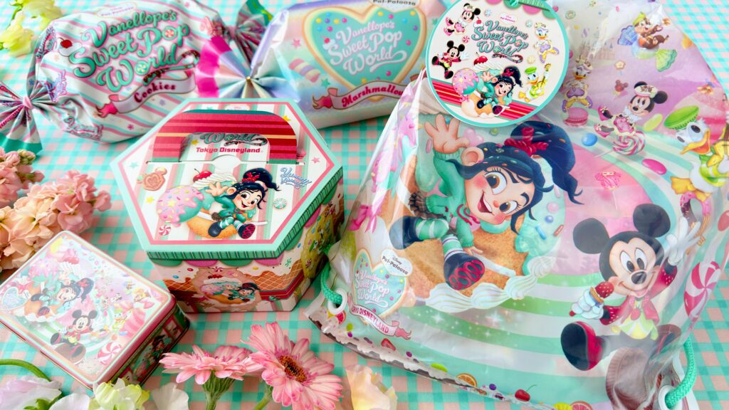東京ディズニーリゾート__「ヴァネロペのスウィーツ・ポップ・ワールド」のマシュマロやチョコレートなどがはいったパッケージ