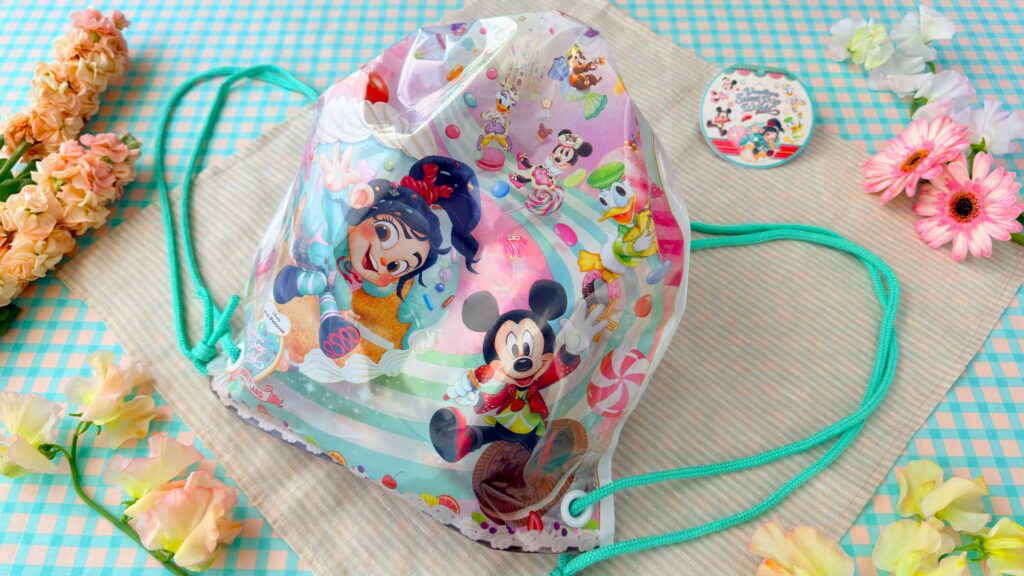 東京ディズニーリゾート__「ヴァネロペのスウィーツ・ポップ・ワールド」の「コーンスナック ミッキーマウスと仲間たち ディズニー・パルパルーザ ヴァネロペのスウィーツ・ポップ・ワールド」のパッケージ