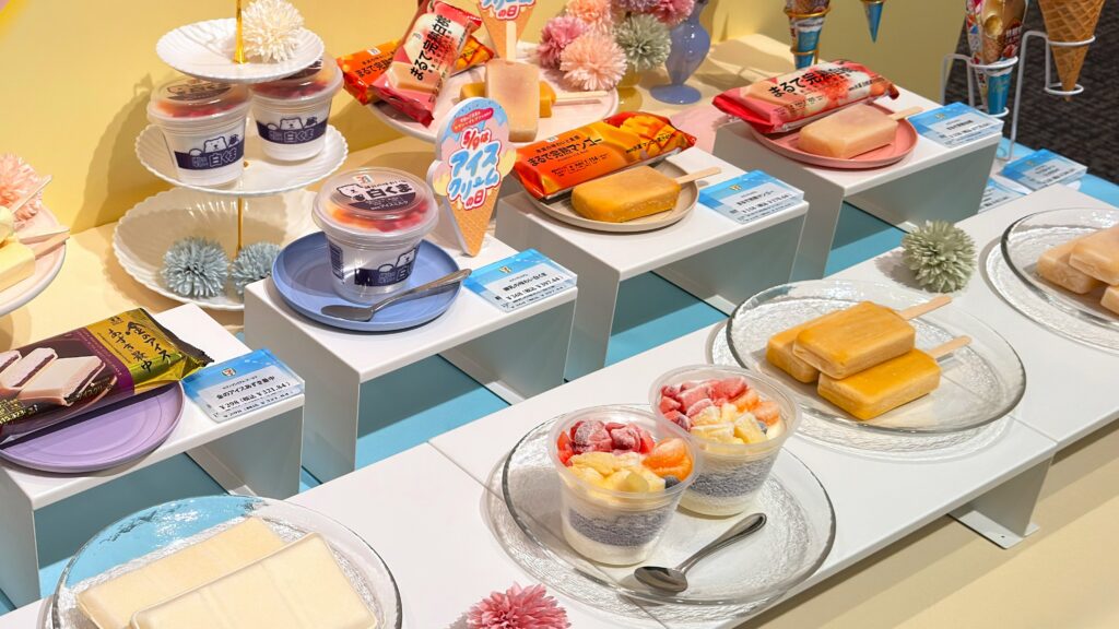 セブン-イレブン_新商品や人気のアイスクリームが並んでいる様子