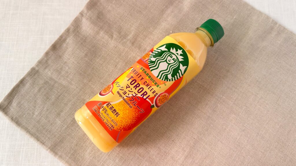 スターバックス_「スターバックス®FRUITY CHEERS™ TORORI マンゴーパッションフルーツ」のパッケージ