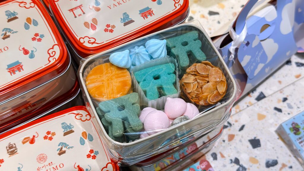 大宮エキュート_「氷川のミントクッキー缶」の中身