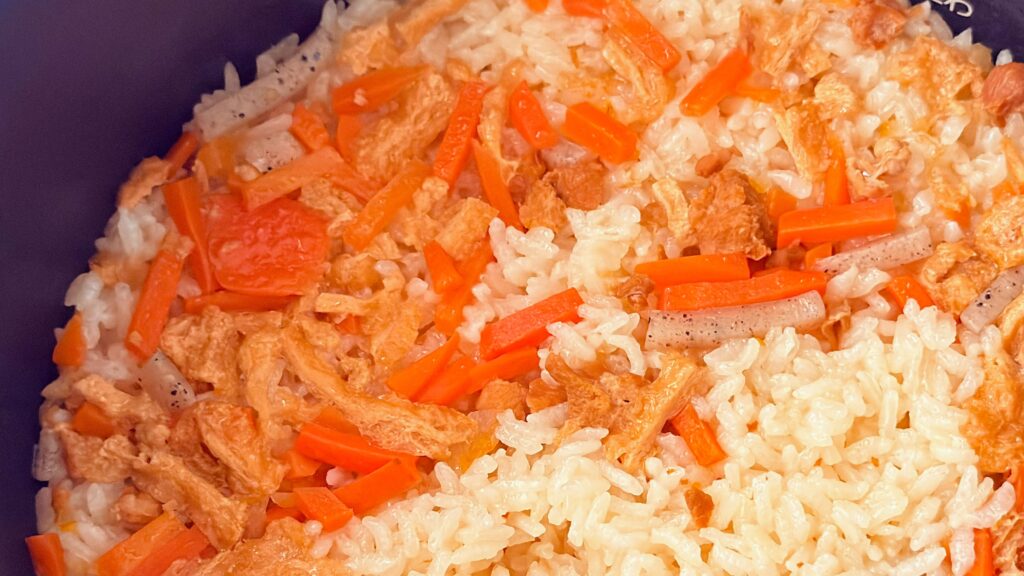 丸美屋_炊き立ての「柚子香る炊き込みごはんの素」