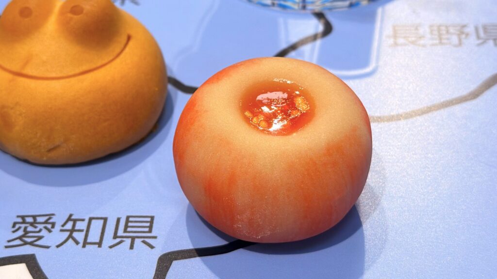 両口屋是清_展示された「無花果の花」