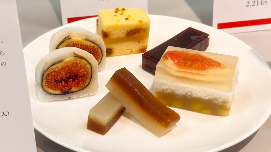 髙島屋_和菓子魂限定のいちじくを使った和菓子の皿盛り
