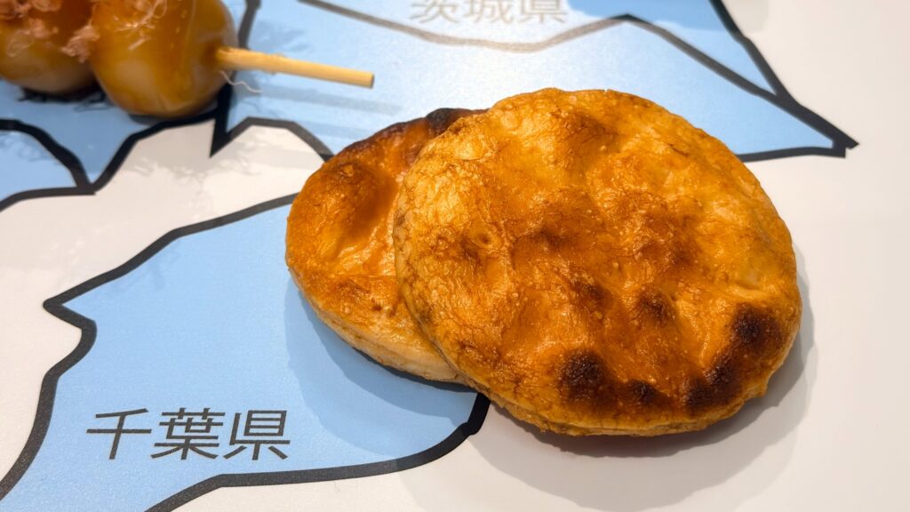 髙島屋_展示されたせんべいや喜八堂の「喜八せんべい」