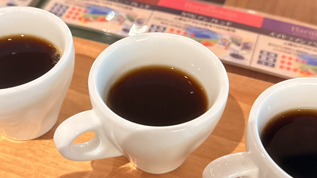 UCC_マグカップにはいった「ヒルス ハーモニアス カリビアンブレンド」