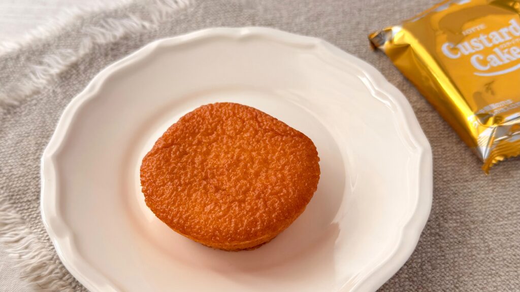 ロッテ_「カスタードケーキ」の皿のせ